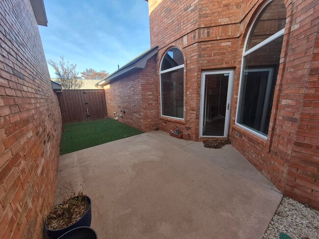 Building Photo - 5117 79th Dr