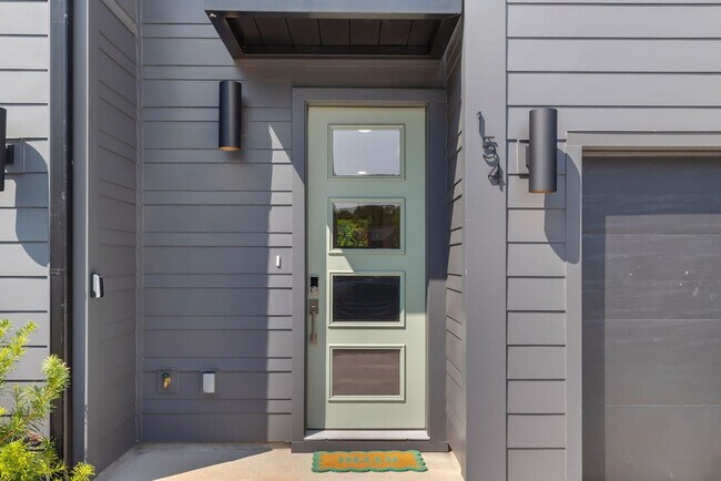 Building Photo - 154 Blue Eden Lp