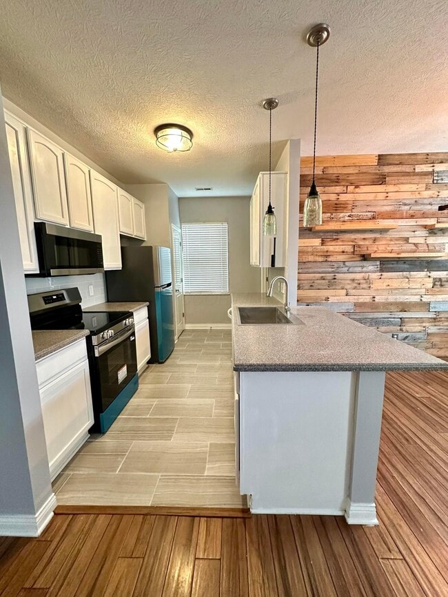 Building Photo - 4645 Grand Strand Dr