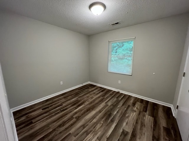 Building Photo - 1100 Crescent Dr