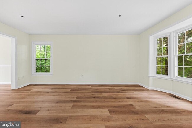 Building Photo - 2615 Chivalry Ct