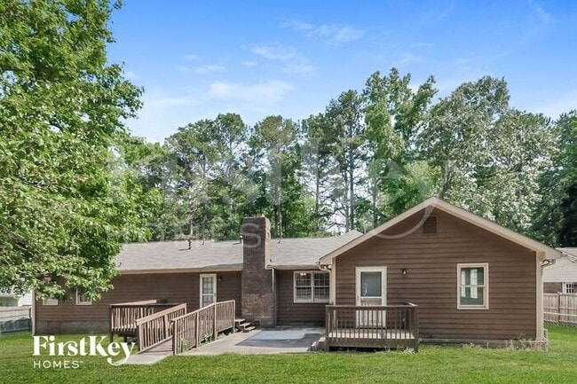 Building Photo - 2835 Twin Springs Dr