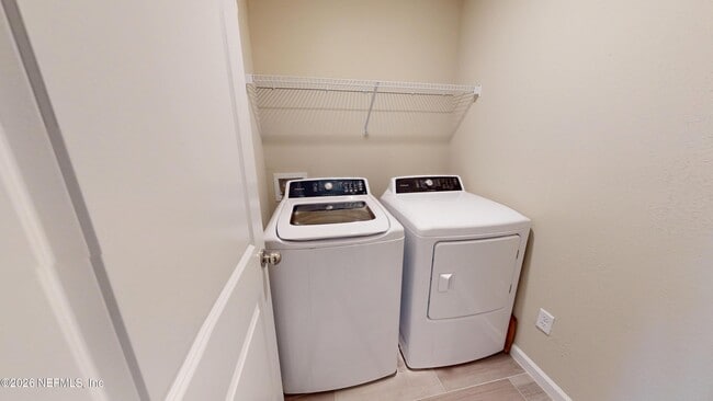 Building Photo - 1209 Beach Dune Dr