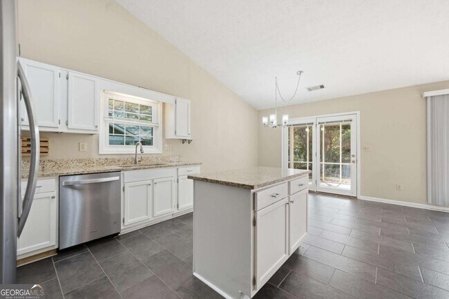 Building Photo - 3070 Bugle Dr