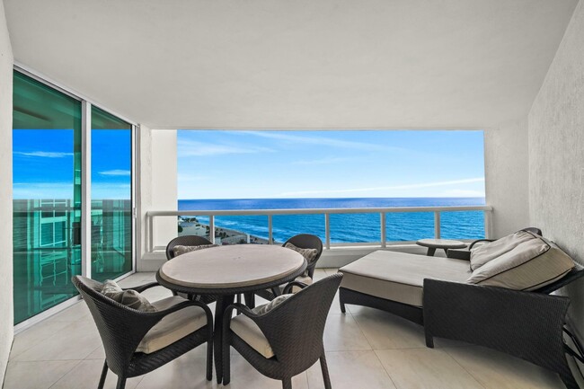 Building Photo - 101 S Fort Lauderdale Beach Blvd