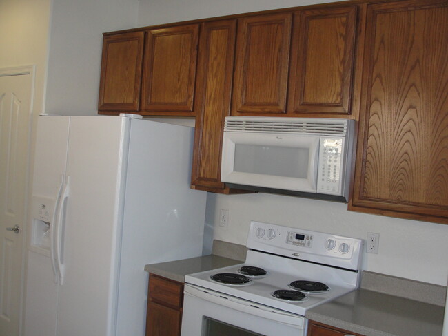 Building Photo - 7398 W Fargo Dr