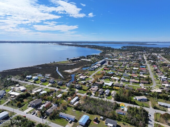 Building Photo - 1433 S Kimbrel Ave