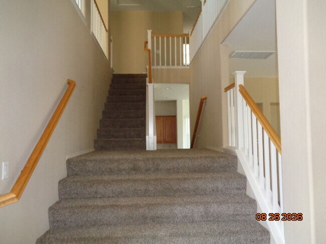 Building Photo - 6721 Princessa Dr