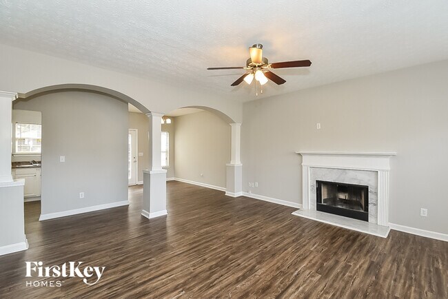 Building Photo - 4524 Swan Trce