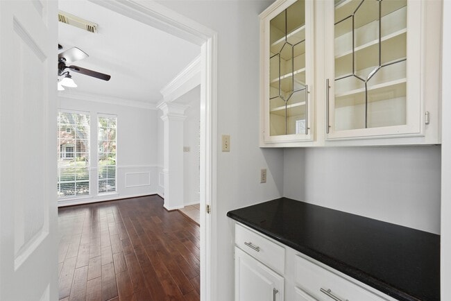 Building Photo - 4003 Bountiful Crest Ln