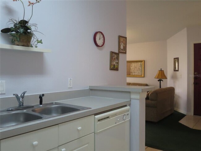 Building Photo - 2806 Club Cortile Cir