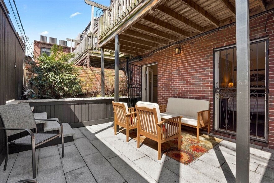 Building Photo - 685 Massachusetts Ave