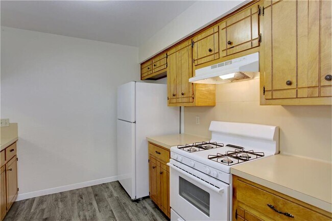 Building Photo - 1409 Waterloo Tr