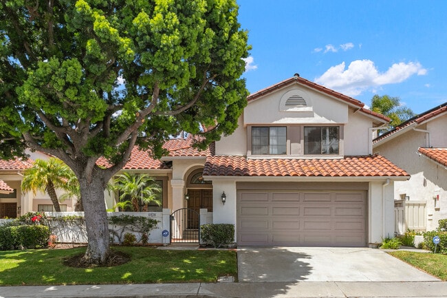 Building Photo - 4026 Caminito Cassis