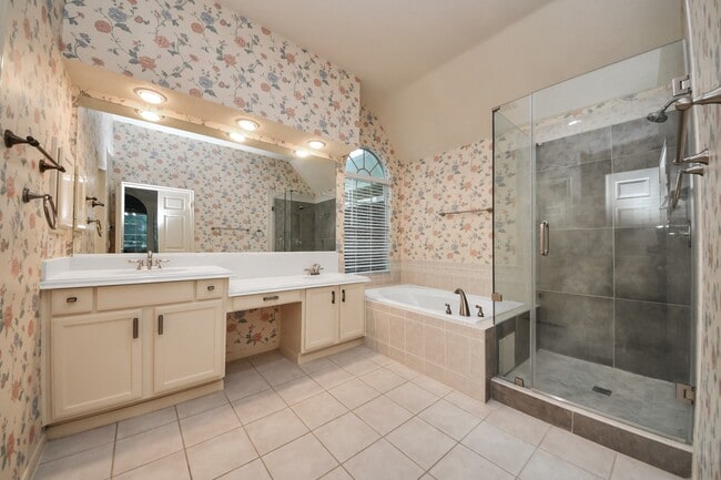 Building Photo - 1123 Spinnaker Way
