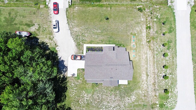 Building Photo - 2937 Cedarville Rd