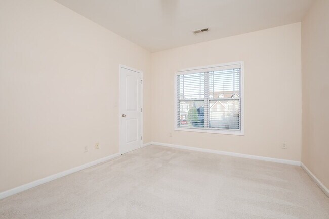 Building Photo - 3431 Vireo Ct