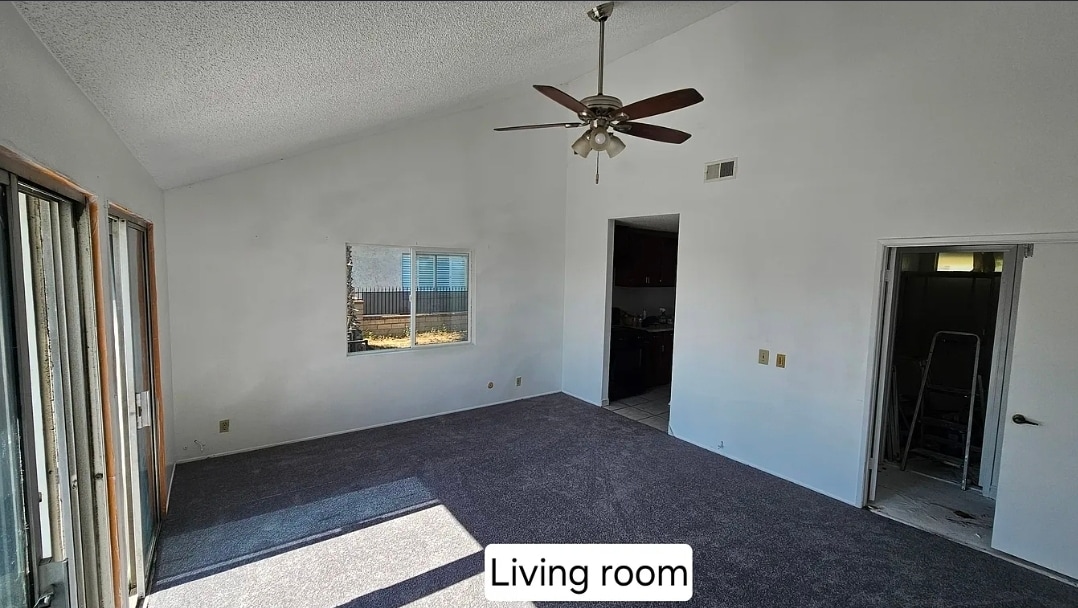 Building Photo - 832 Adelita St