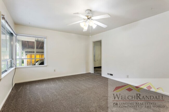 Building Photo - 2380 Polk Ave