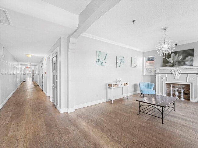 Building Photo - 1027 Pennsylvania Ave