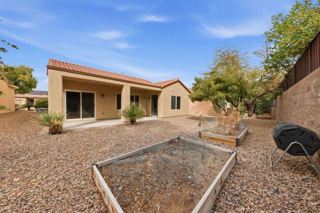 Building Photo - Comfort, Community & Style in Sun City Anthem 55+