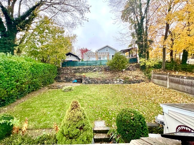 Building Photo - 22 Avenue D