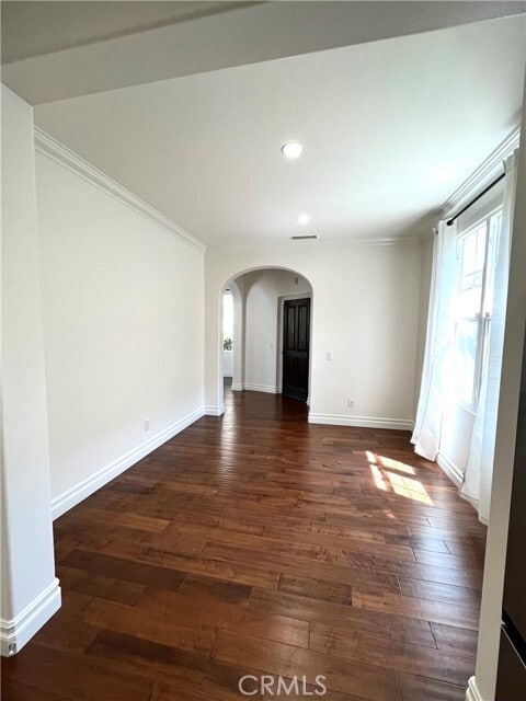 Building Photo - 22 Herringbone