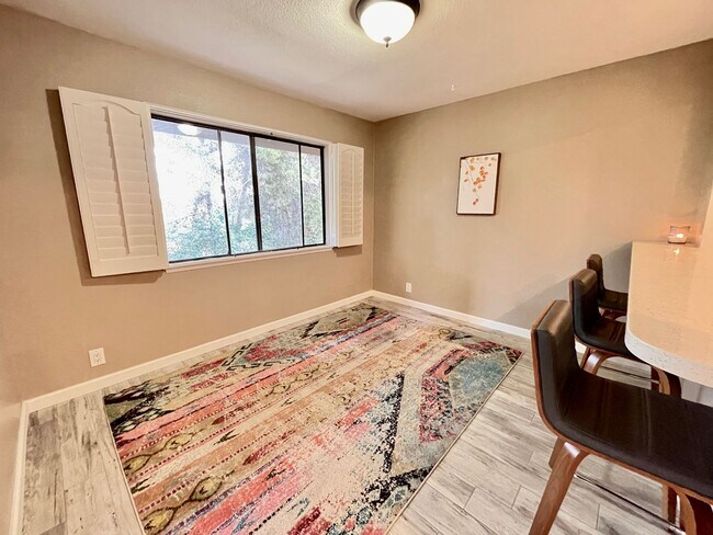 Building Photo - 3 Bedroom Carlsbad Townhouse!