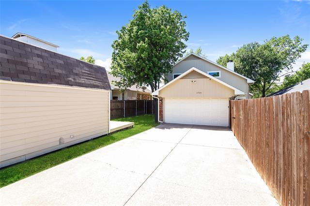 Building Photo - 1704 High Pointe Ln