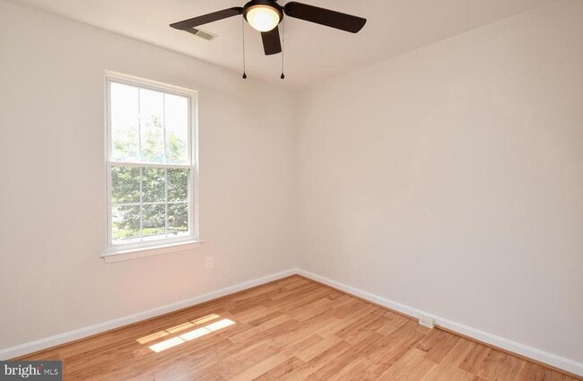 Building Photo - 3802 Koval Ln