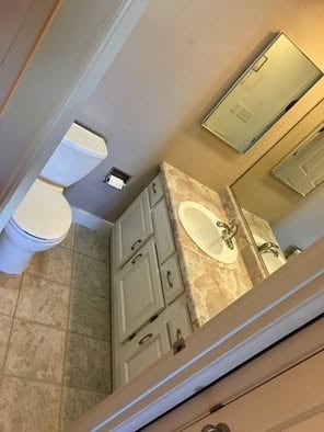 Building Photo - 2201 Romig Pl