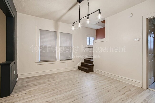 Building Photo - 1099 E 16th Ave