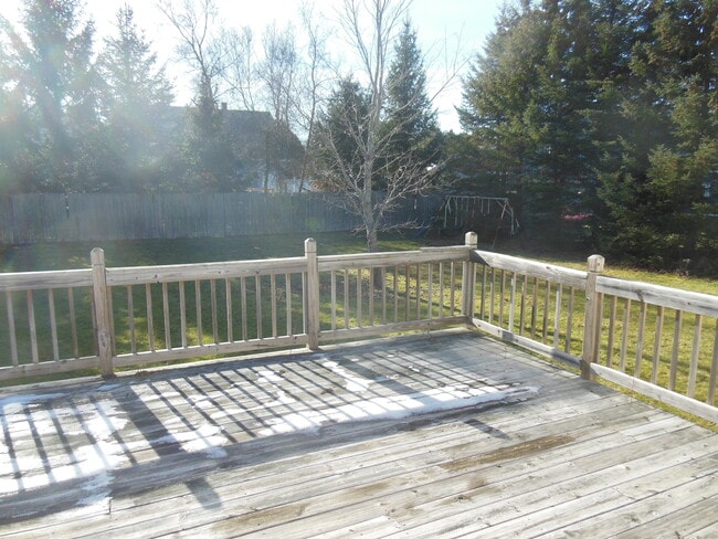 Rear Deck - 17 Kingman St