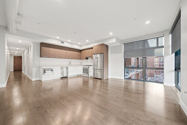 Building Photo - 150 Dorchester Ave