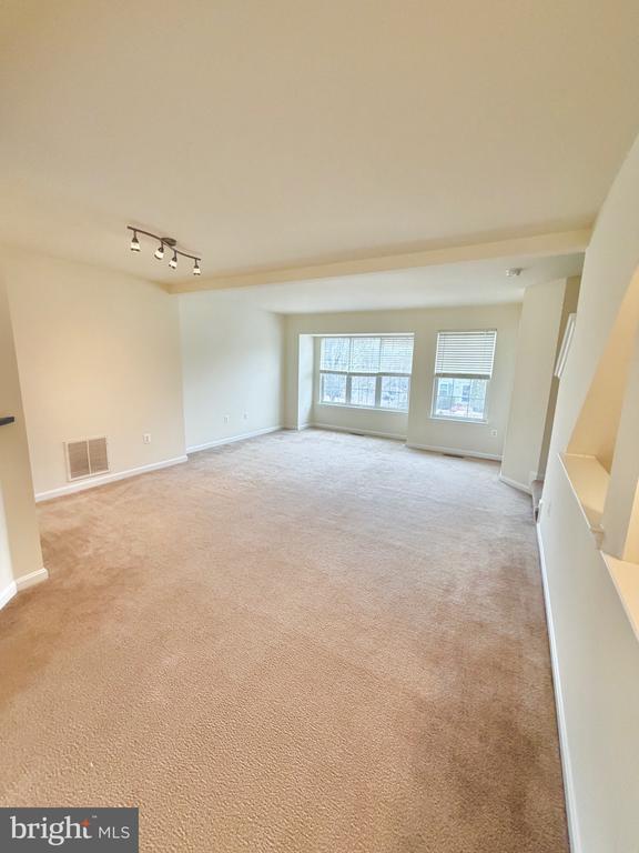 Building Photo - 17357 Sligo Loop