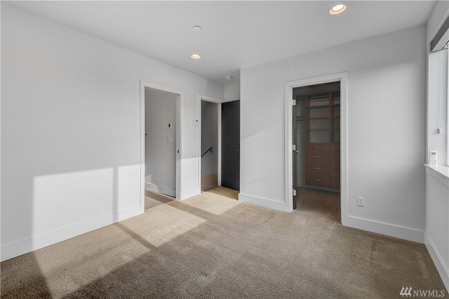 Building Photo - 7741 15th Ave NW