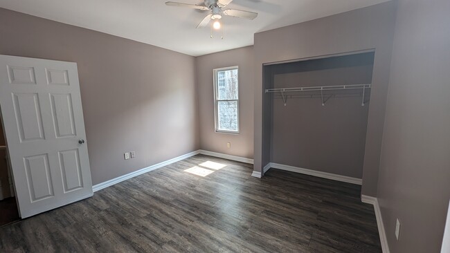 Building Photo - 443 Goethe St