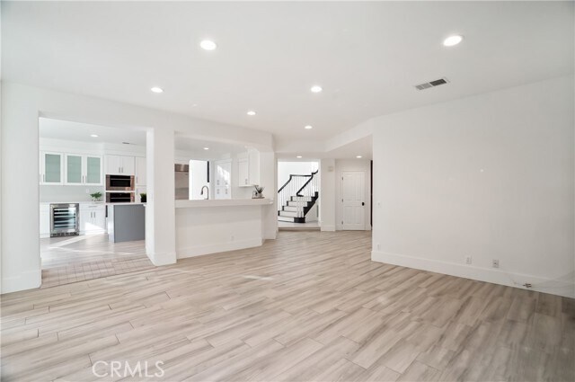 Building Photo - 24868 Paseo Primario