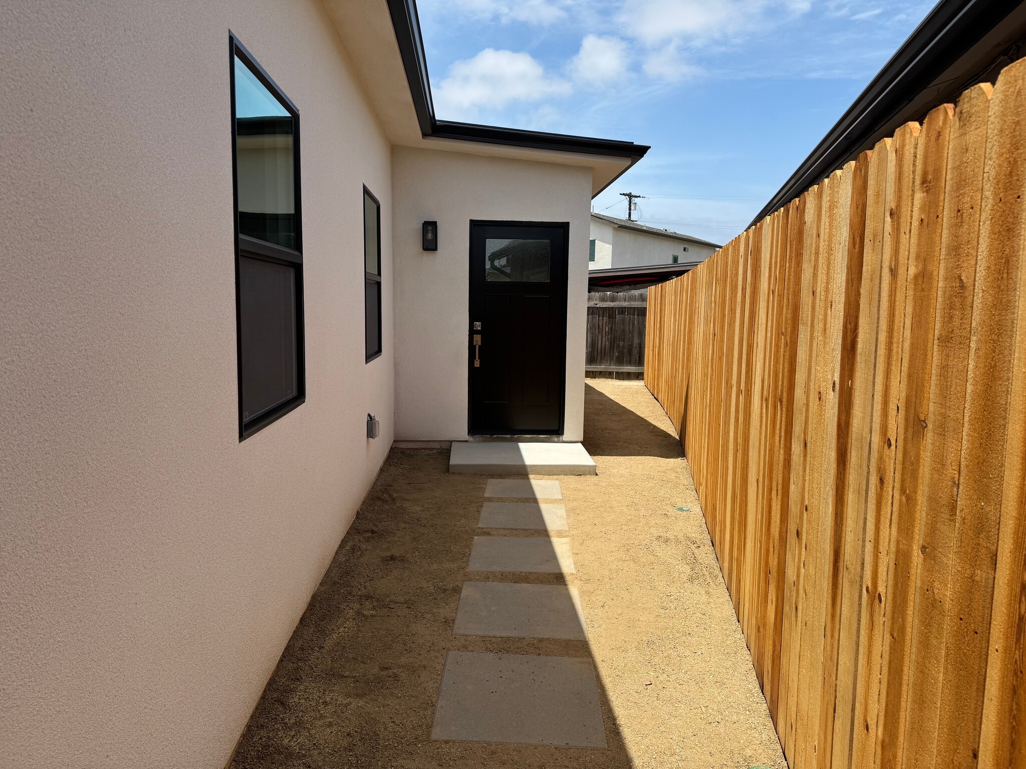 Building Photo - 3535 Hatteras Ave