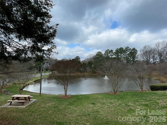 Building Photo - 6648 Bunker Hill Cir