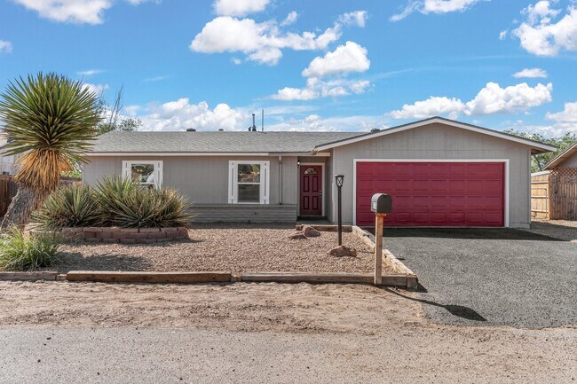 Primary Photo - 1730 Arlene Rd SE