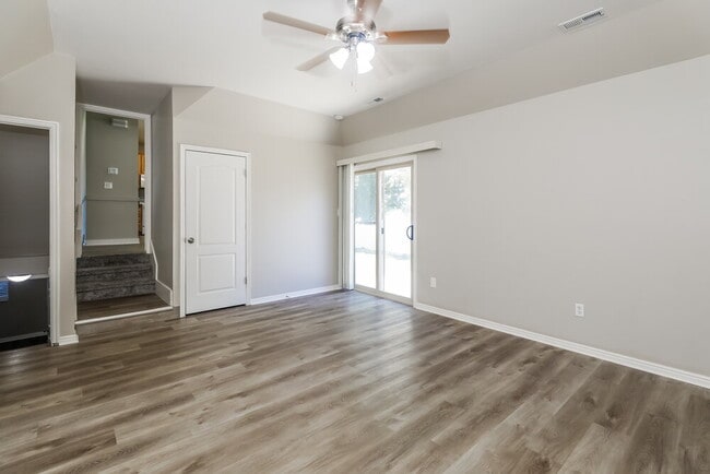 Building Photo - 8781 S 3680 W