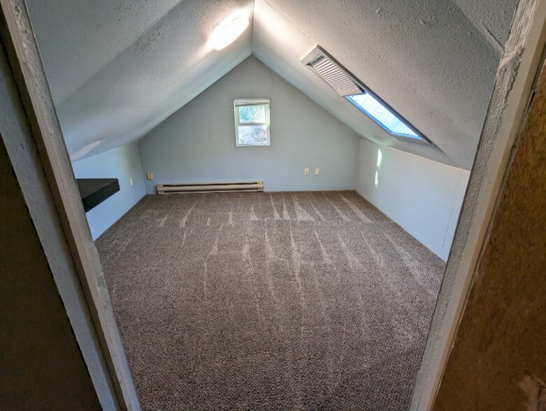 Primary Photo - 1220 SW E Ave