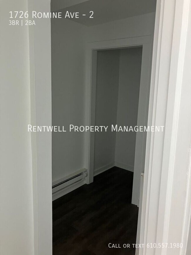 Building Photo - 1726 Romine Ave