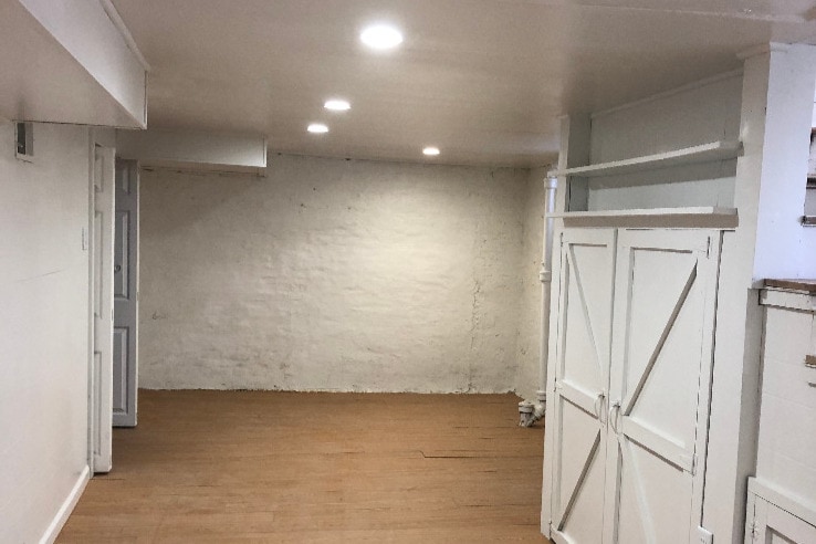 Building Photo - 709 Woodland Ave