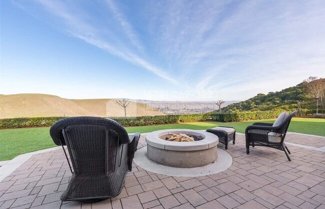 Building Photo - 1087 Hawkshead Cir