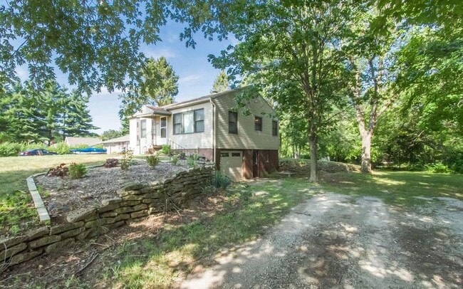 Building Photo - 3722 S Duff Ave