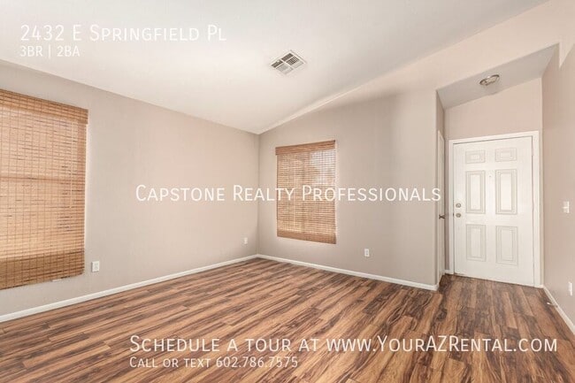 Building Photo - 2432 E Springfield Pl