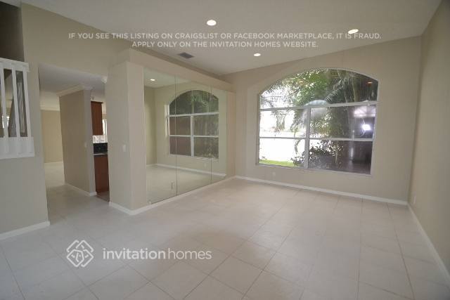 Building Photo - 7542 Bristol Bay Ln