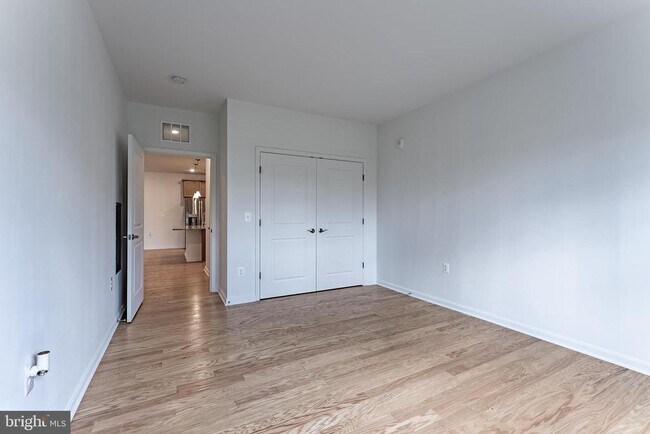 Building Photo - 3700 Havertill Ln